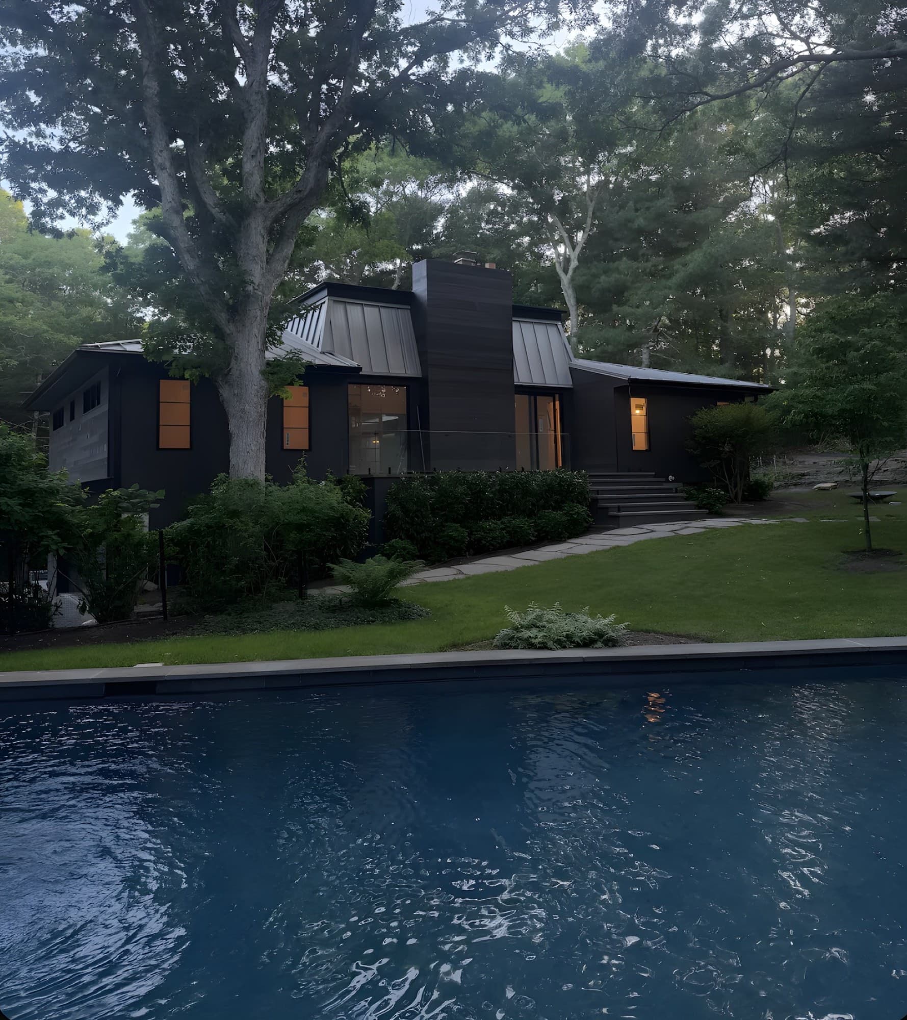 East Hampton Estate, photo 2